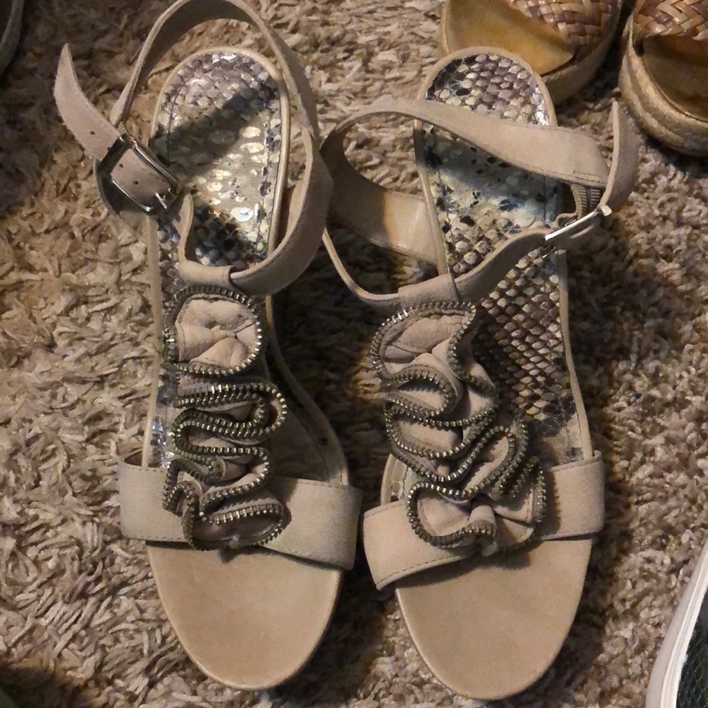 Gianni Bini wedges